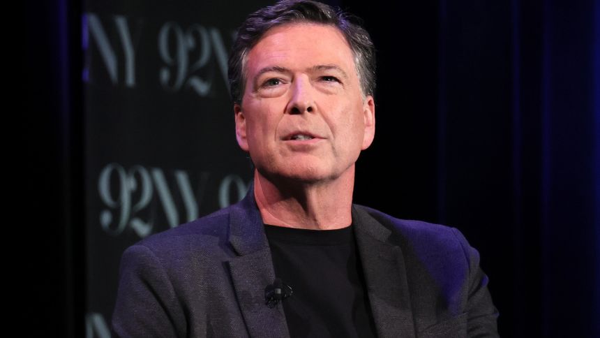 Former FBI Director James Comey charged with threatening Trump's life