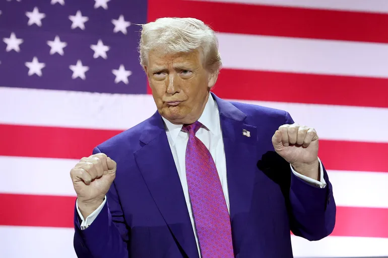 Donald Trump Plans to put his picture in US passports