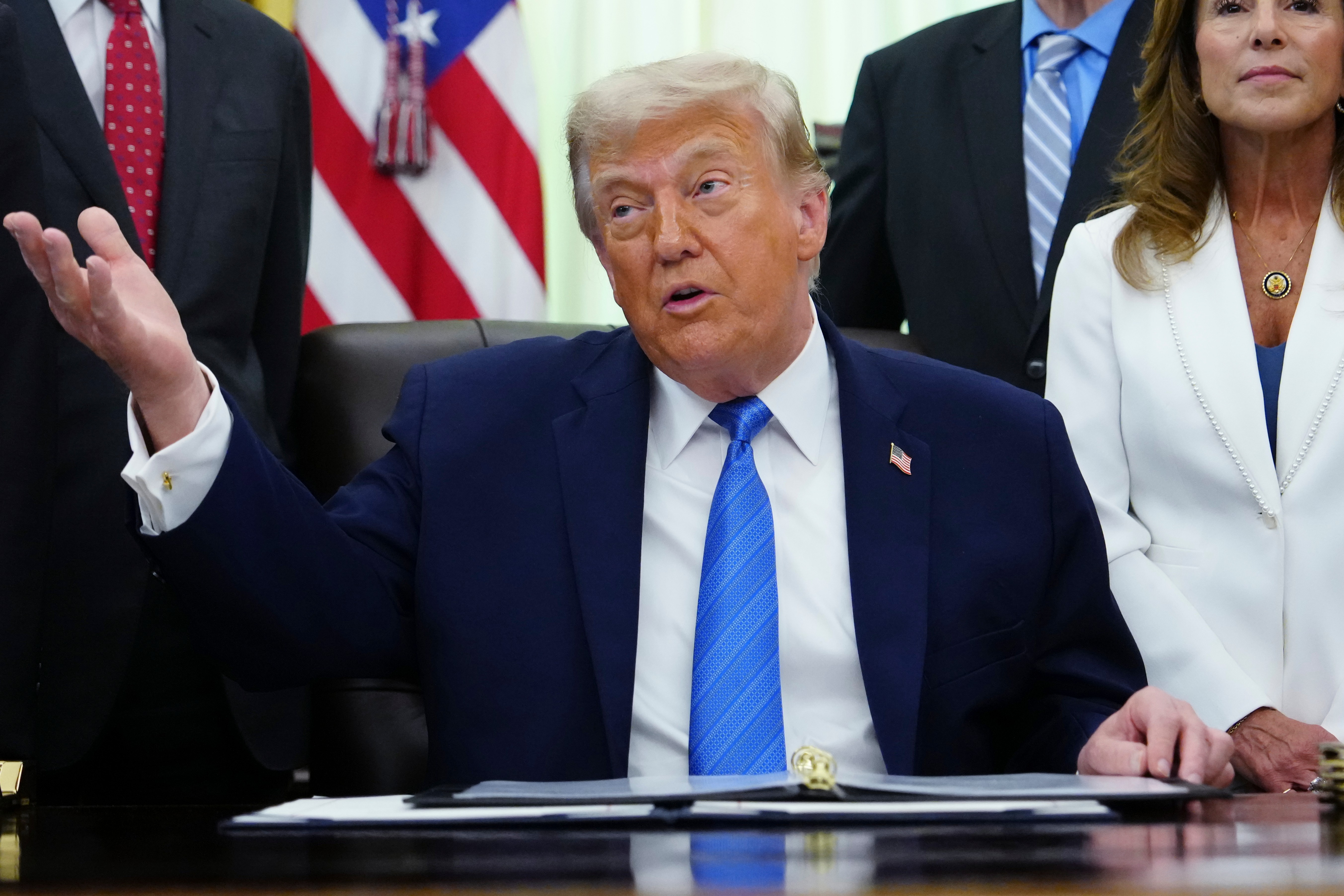 Trump Halts Iran Strikes as Peace Deal Nears