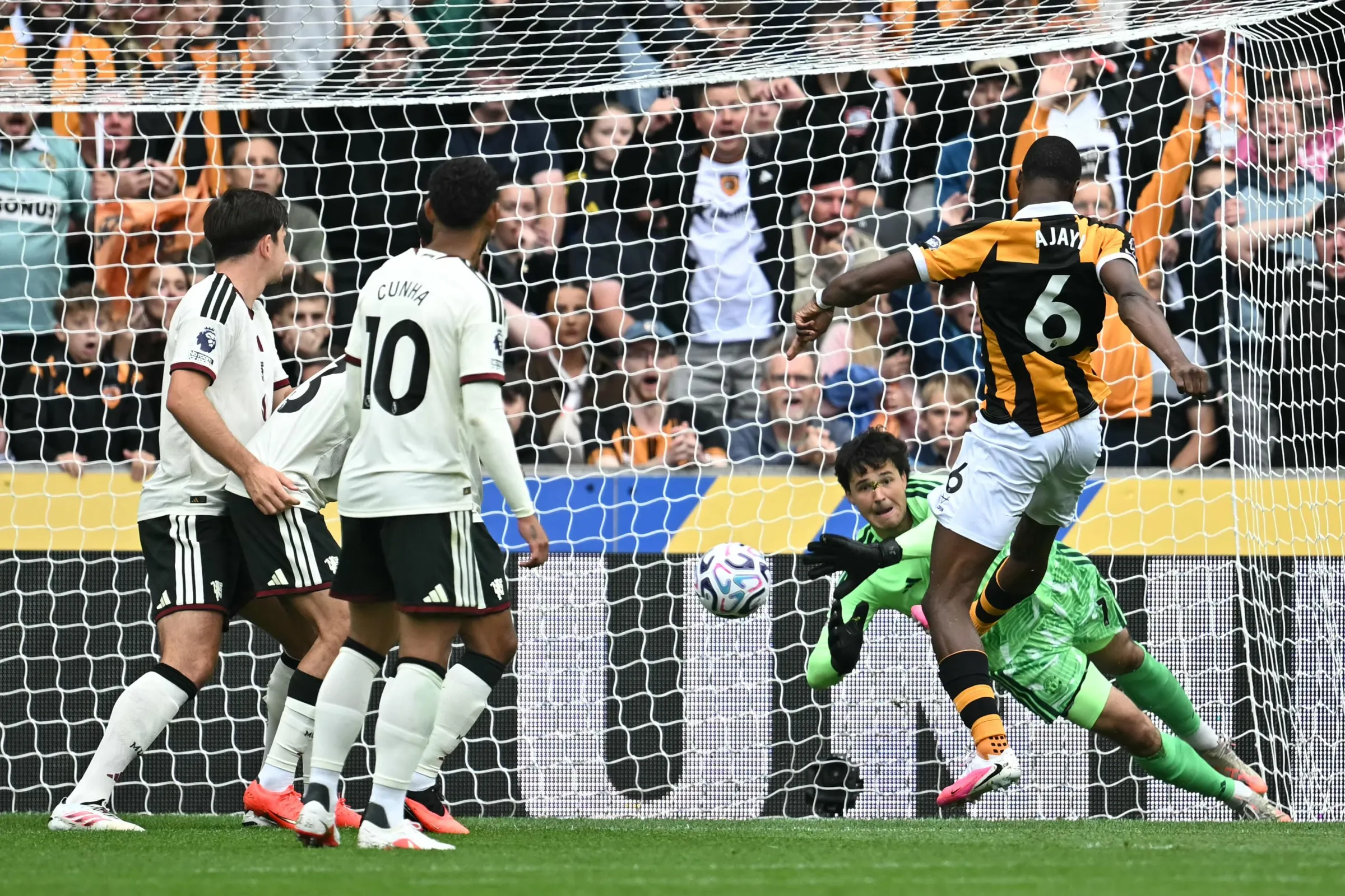 Hull City Stuns United in Premier League Return