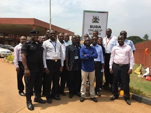 Busia border post. Archive photograph; people pictured are not identified as participants in this article.